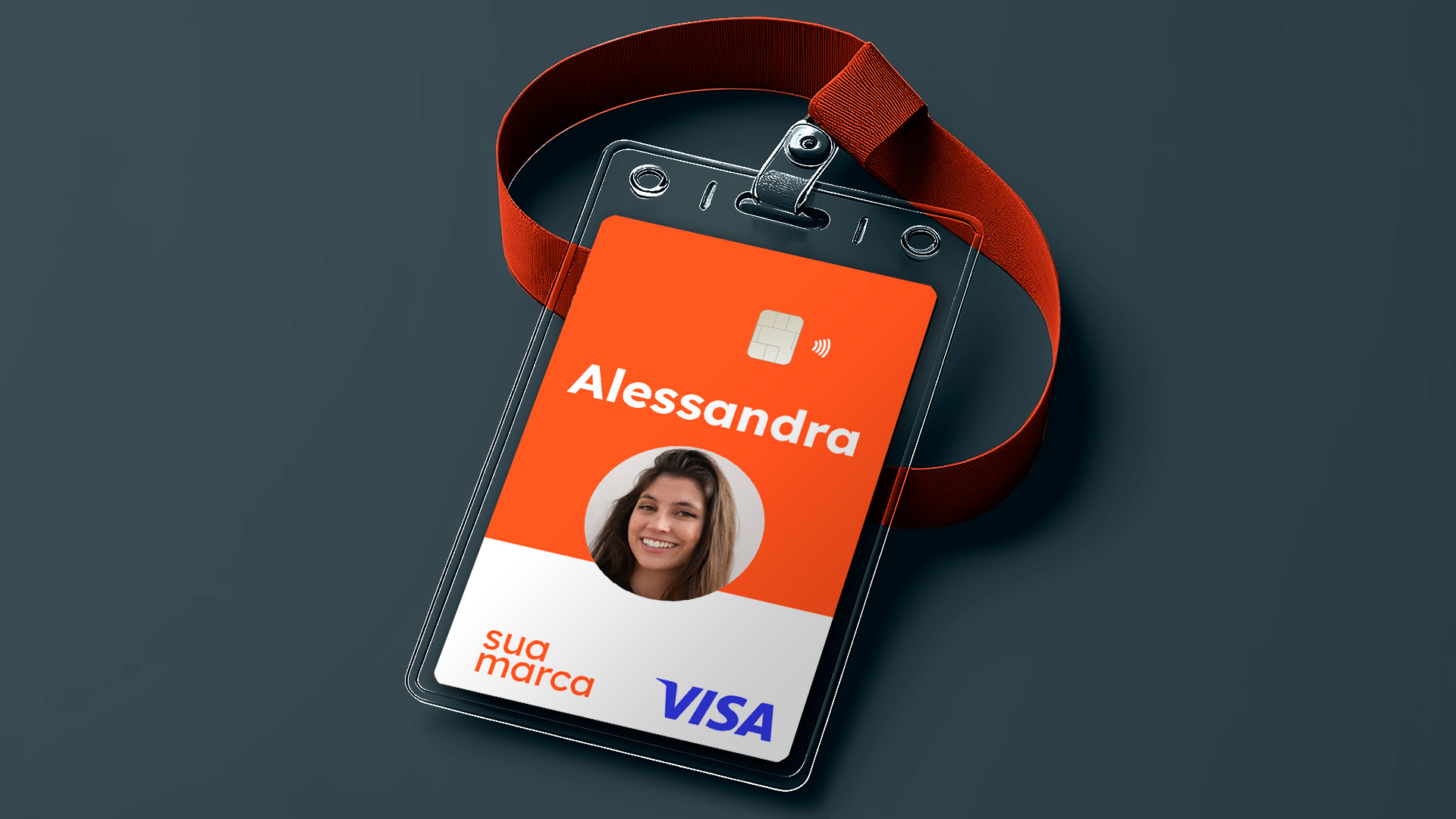 Cartão-laranja-e-branco-sobre-fundo-cinza-com-foto-de-mulher-branca-e-nome-Alessandra-abaixo-a-bandeira-Visa